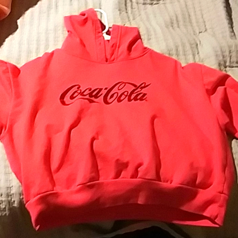 Cropped woman's hoody